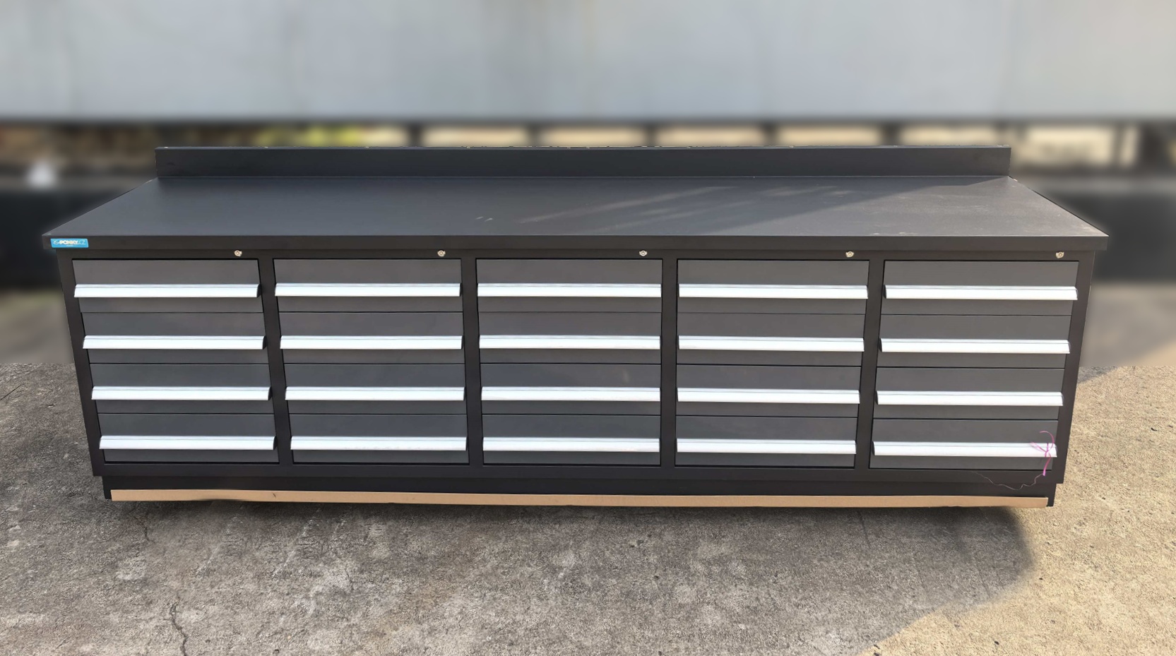 dielenský ponk - 20 - antracit