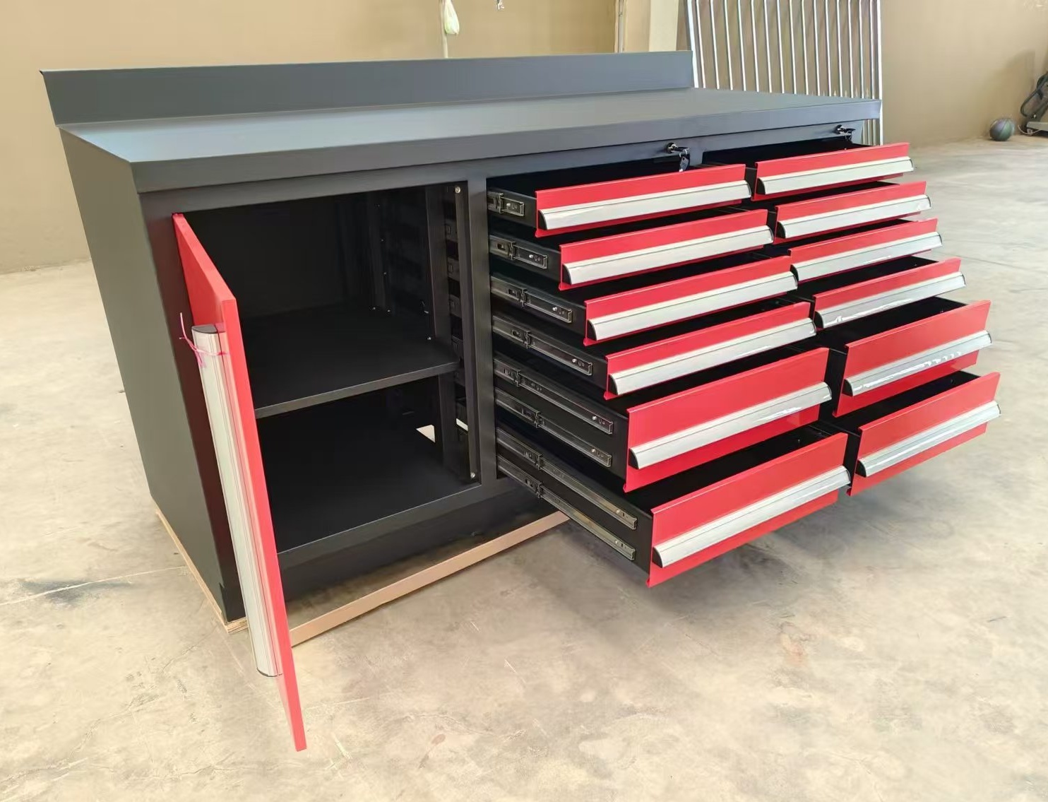 dielenský ponk - 12 - red